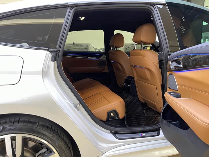 Фото 7 - BMW 6 Series GT