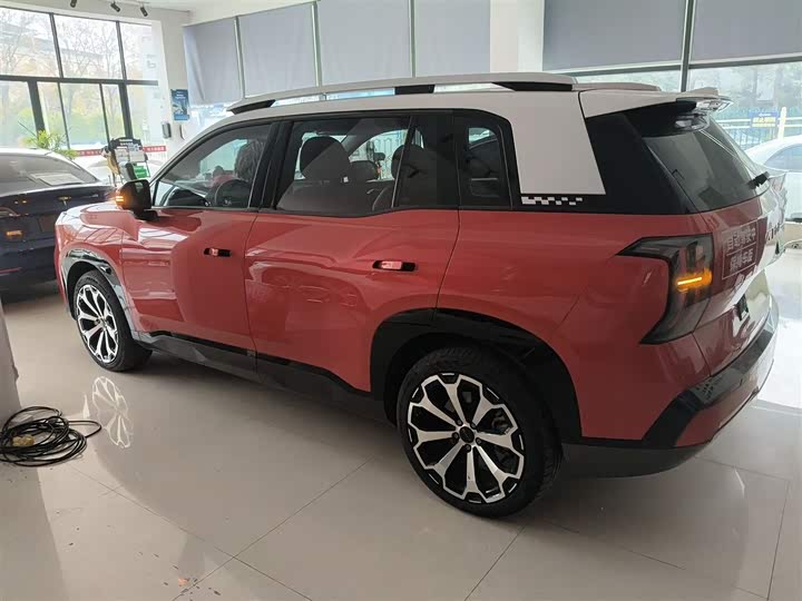 Фото 5 - GAC Aion V