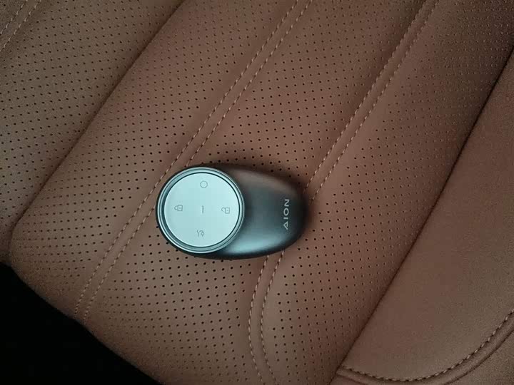 Фото 9 - GAC Aion V