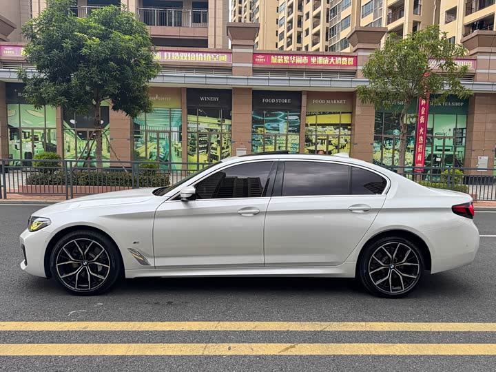 Фото 4 - BMW 5 Series