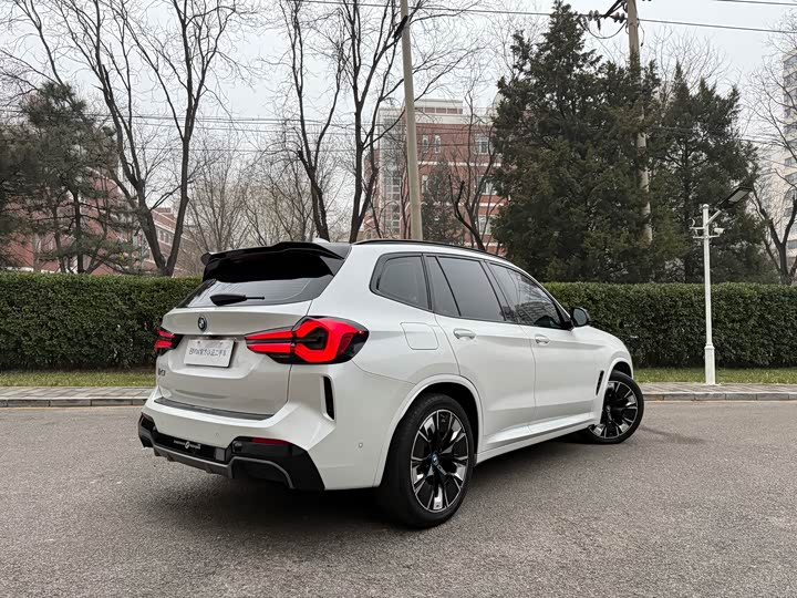 Фото 5 - BMW iX3