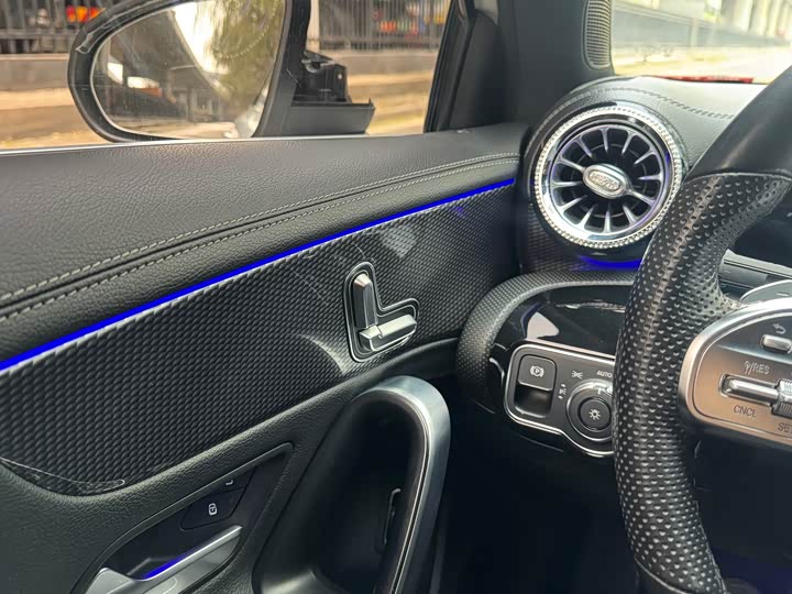 Фото 3 - Mercedes-Benz A-Class