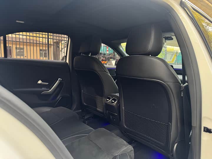 Фото 7 - Mercedes-Benz A-Class