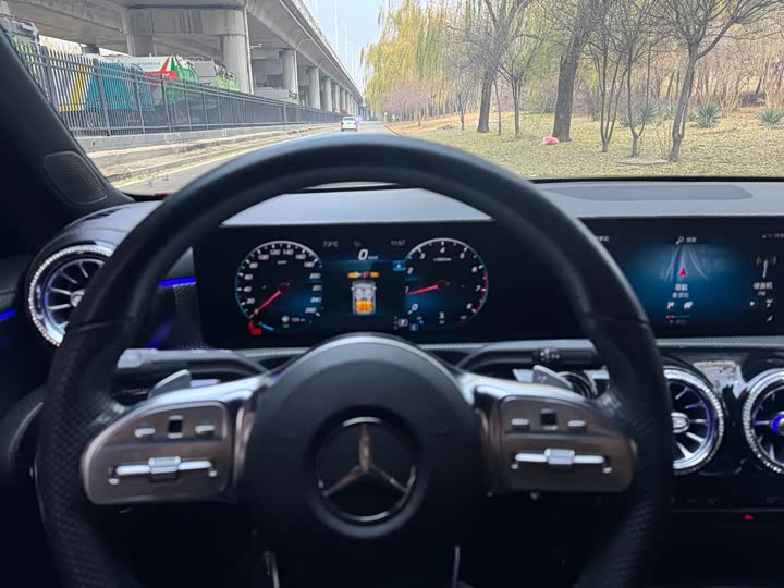 Фото 8 - Mercedes-Benz A-Class