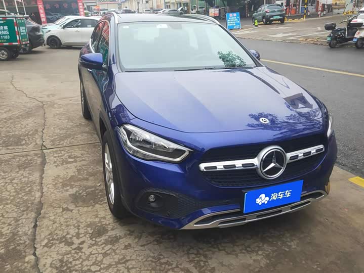 Фото 2 - Mercedes-Benz GLA-Class