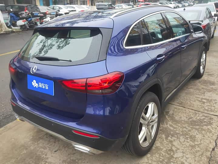 Фото 3 - Mercedes-Benz GLA-Class