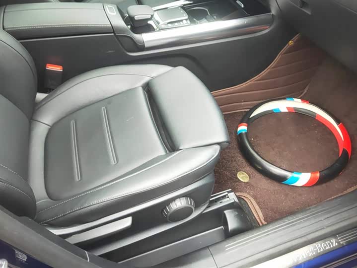 Фото 8 - Mercedes-Benz GLA-Class