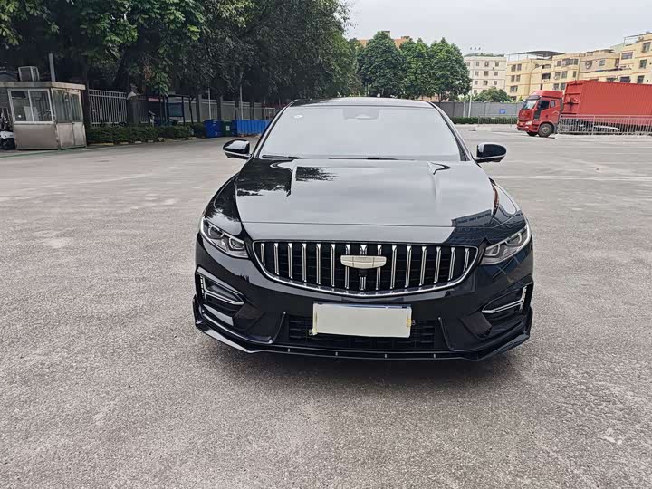 Фото 2 - Geely Preface