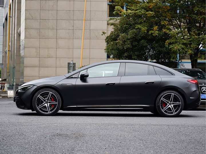 Фото 4 - Mercedes-Benz EQE AMG