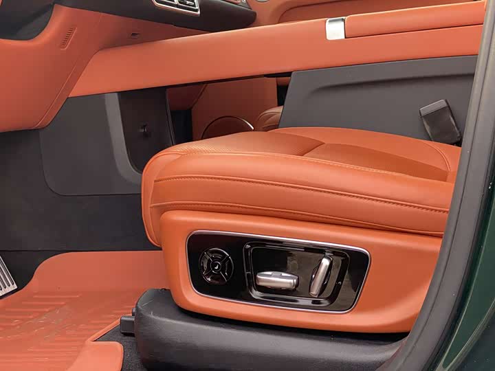 Фото 9 - LiXiang L8