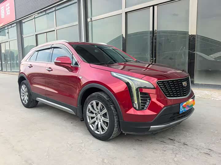 Фото 3 - Cadillac XT4