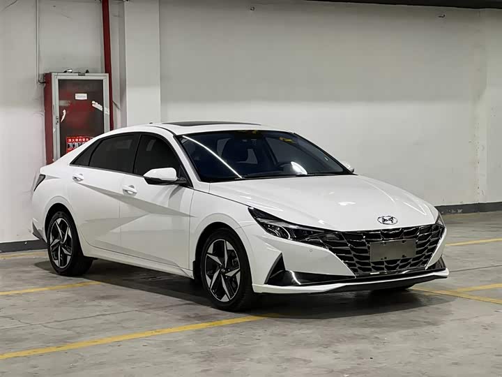 Фото 3 - Hyundai Elantra N line