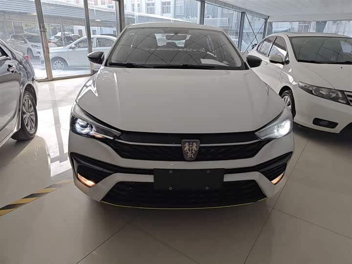 Фото 3 - Roewe i5