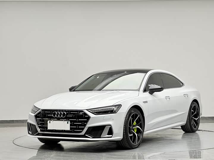 Фото 9 - Audi A7L