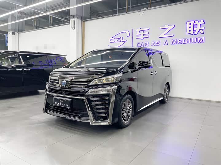 Фото 3 - Toyota Vellfire