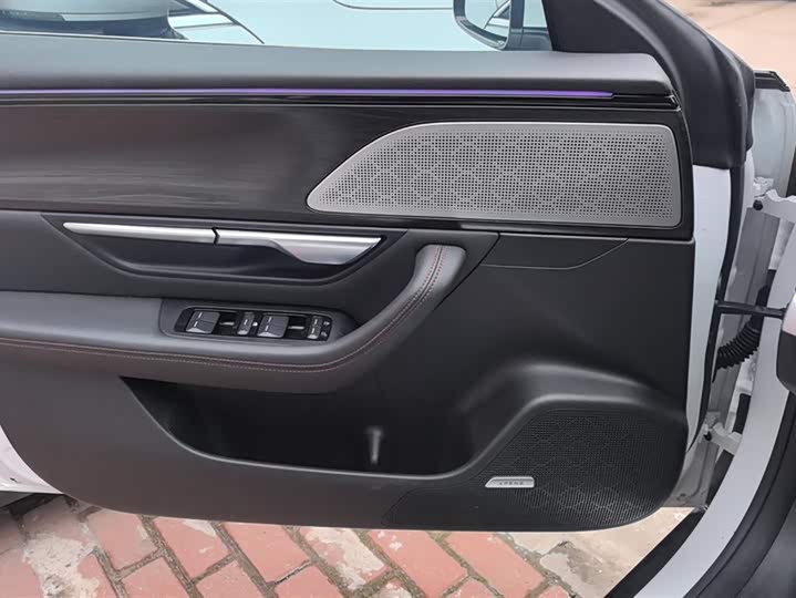 Фото 7 - XPeng P7