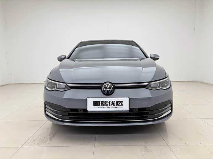 Фото 2 - Volkswagen Golf