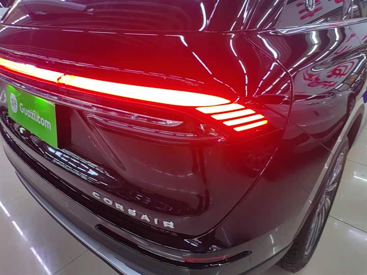 Фото 8 - Lincoln Corsair