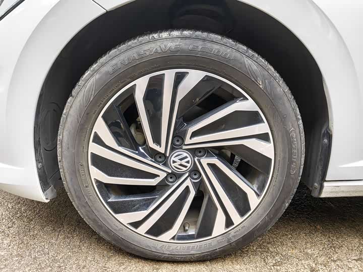 Фото 7 - Volkswagen Sagitar L