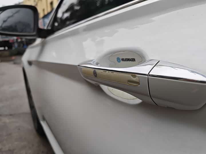 Фото 9 - Volkswagen Sagitar L