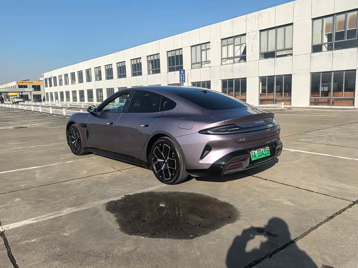 Фото 7 - Xiaomi SU7