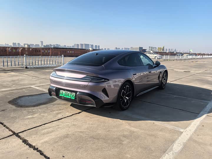 Фото 9 - Xiaomi SU7