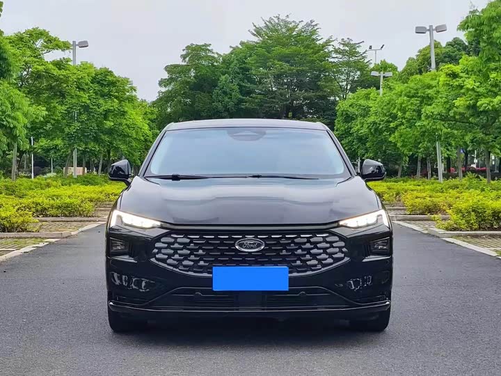 Фото 2 - Ford Mondeo