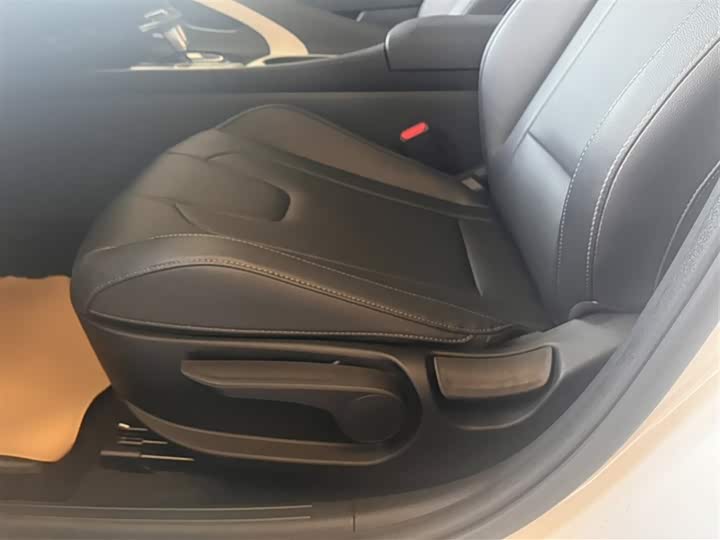 Фото 4 - Hyundai Elantra N line