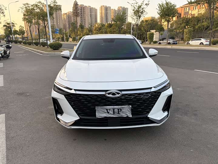 Фото 2 - Chery Arrizo 8