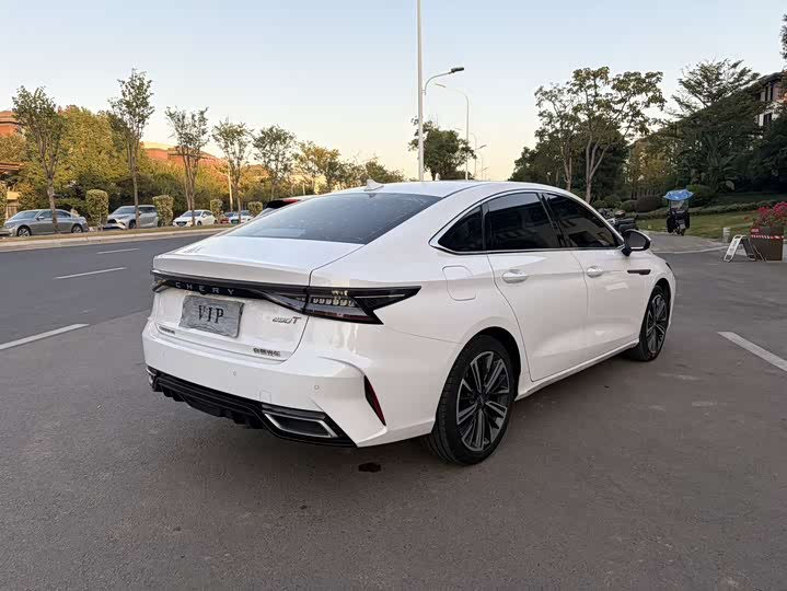 Фото 7 - Chery Arrizo 8