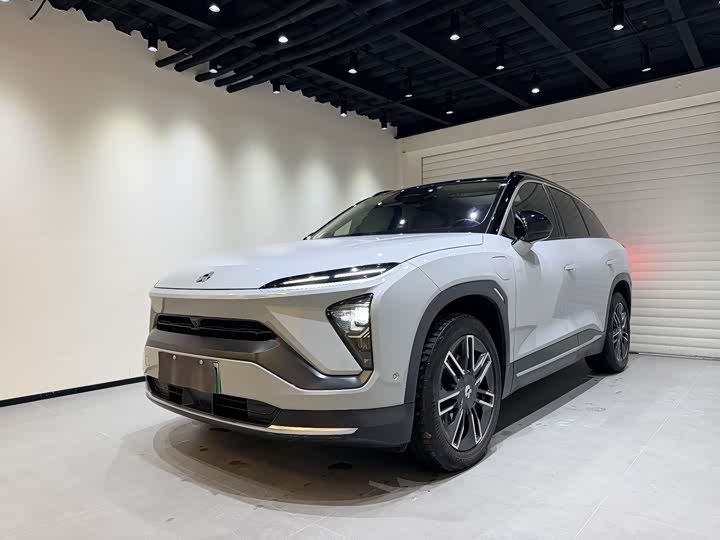 Фото 1 - Nio ES6