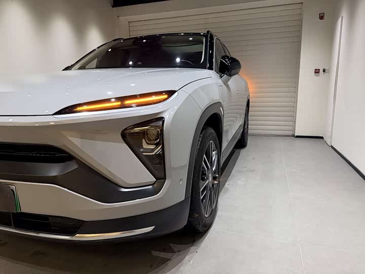 Фото 4 - Nio ES6