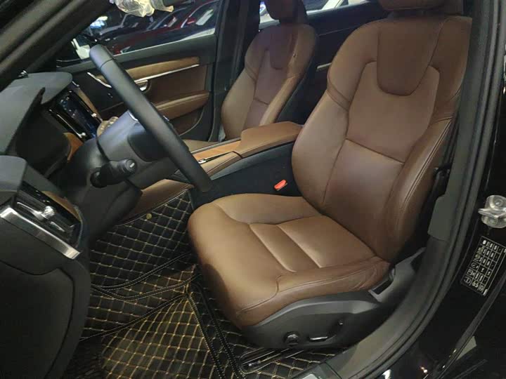 Фото 7 - Volvo S90