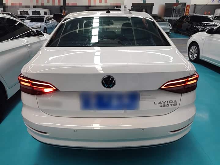 Фото 6 - Volkswagen Lavida