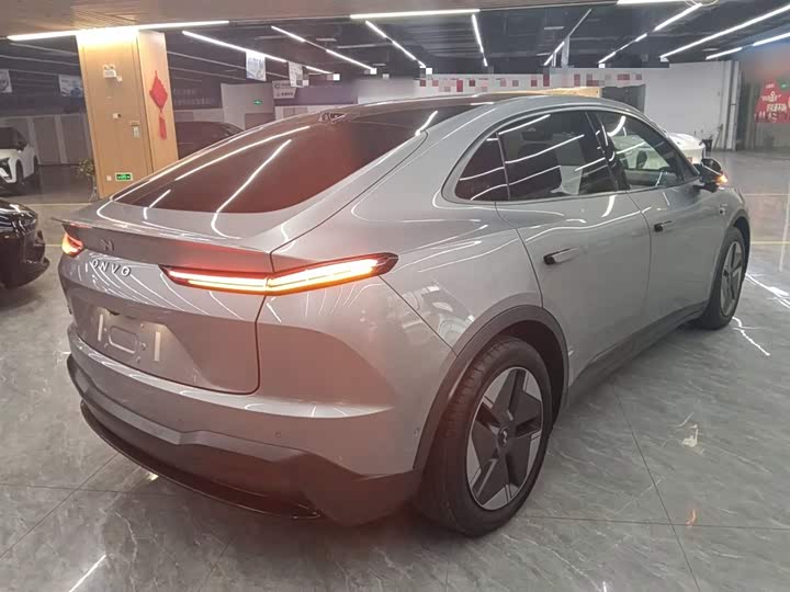 Фото 7 - Nio Onvo L60