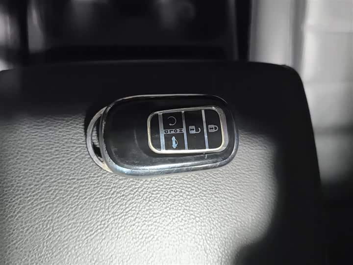 Фото 9 - Honda CR-V