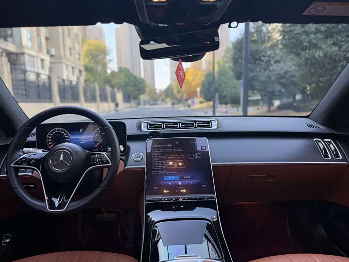 Фото 9 - Mercedes-Benz S-Class