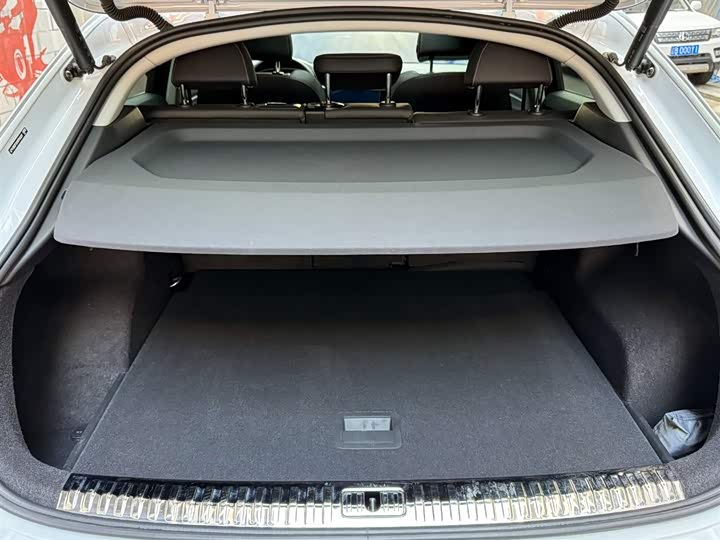 Фото 8 - Audi Q3 Sportback