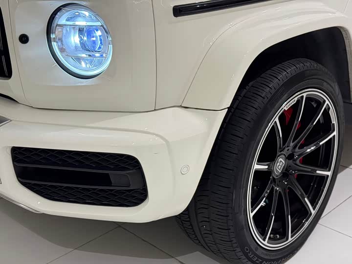 Фото 5 - Mercedes-Benz G-Class