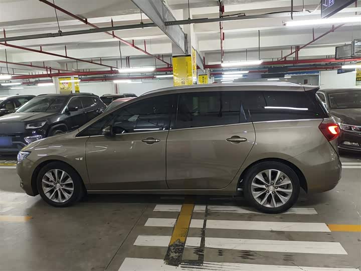 Фото 5 - Buick GL6