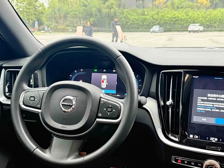 Фото 7 - Volvo S60