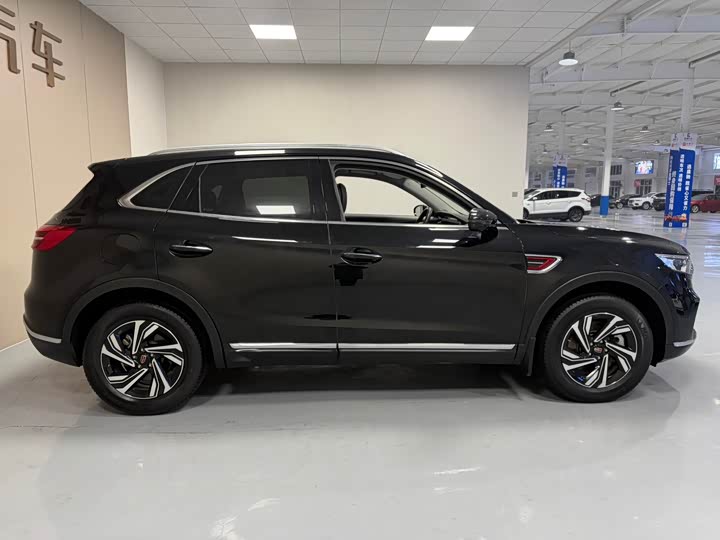 Фото 8 - Hongqi HS5