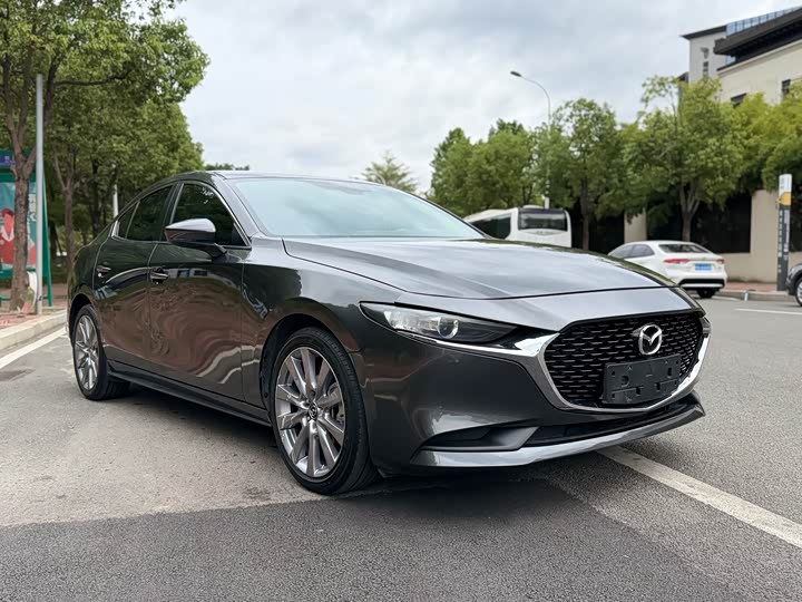 Фото 3 - Mazda 3 (Axela)