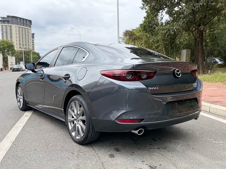 Фото 5 - Mazda 3 (Axela)