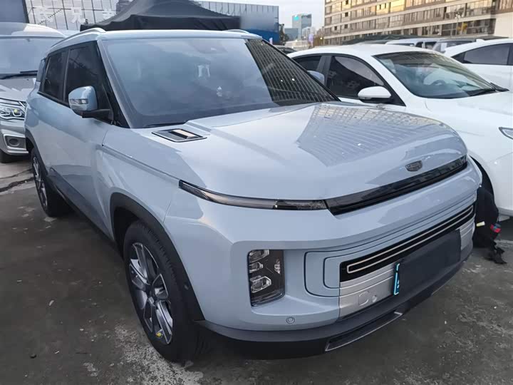 Фото 4 - Geely Icon