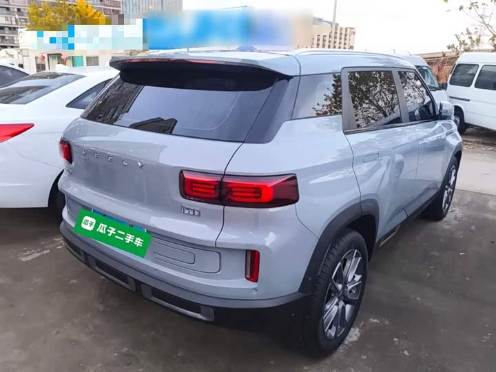 Фото 7 - Geely Icon