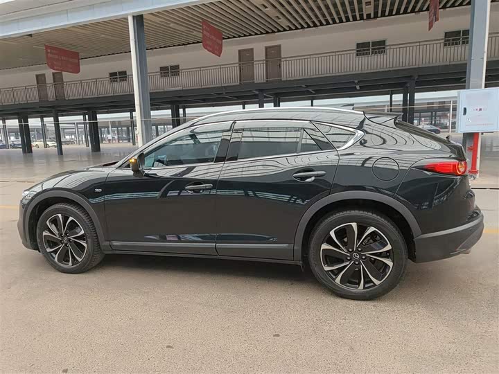 Фото 5 - Mazda CX-4