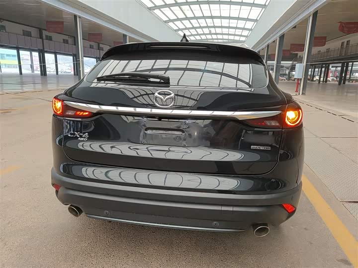 Фото 6 - Mazda CX-4