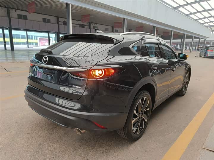 Фото 7 - Mazda CX-4