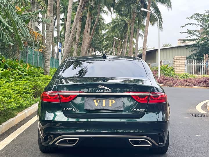 Фото 9 - Jaguar XF L